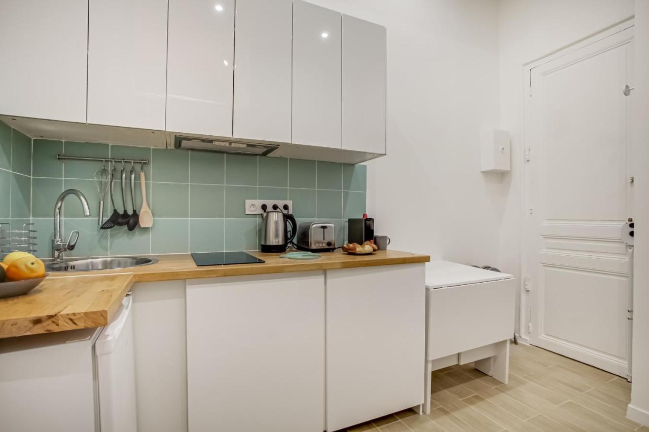 Flat For 4 Located In The Heart Of Paris パリ エクステリア 写真